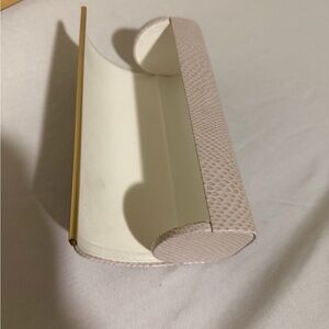 Jimmy Choo Textured glasses case